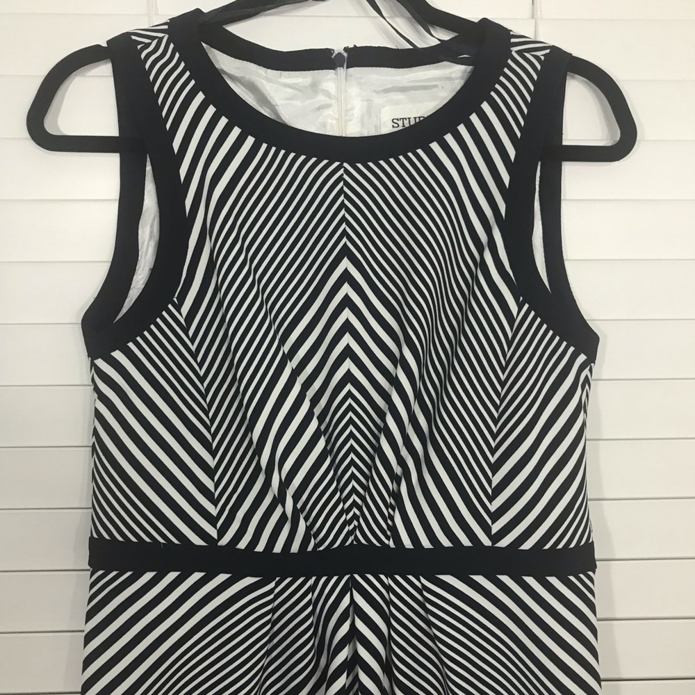 Studio I Sleeveless Midi Dress - Size 8